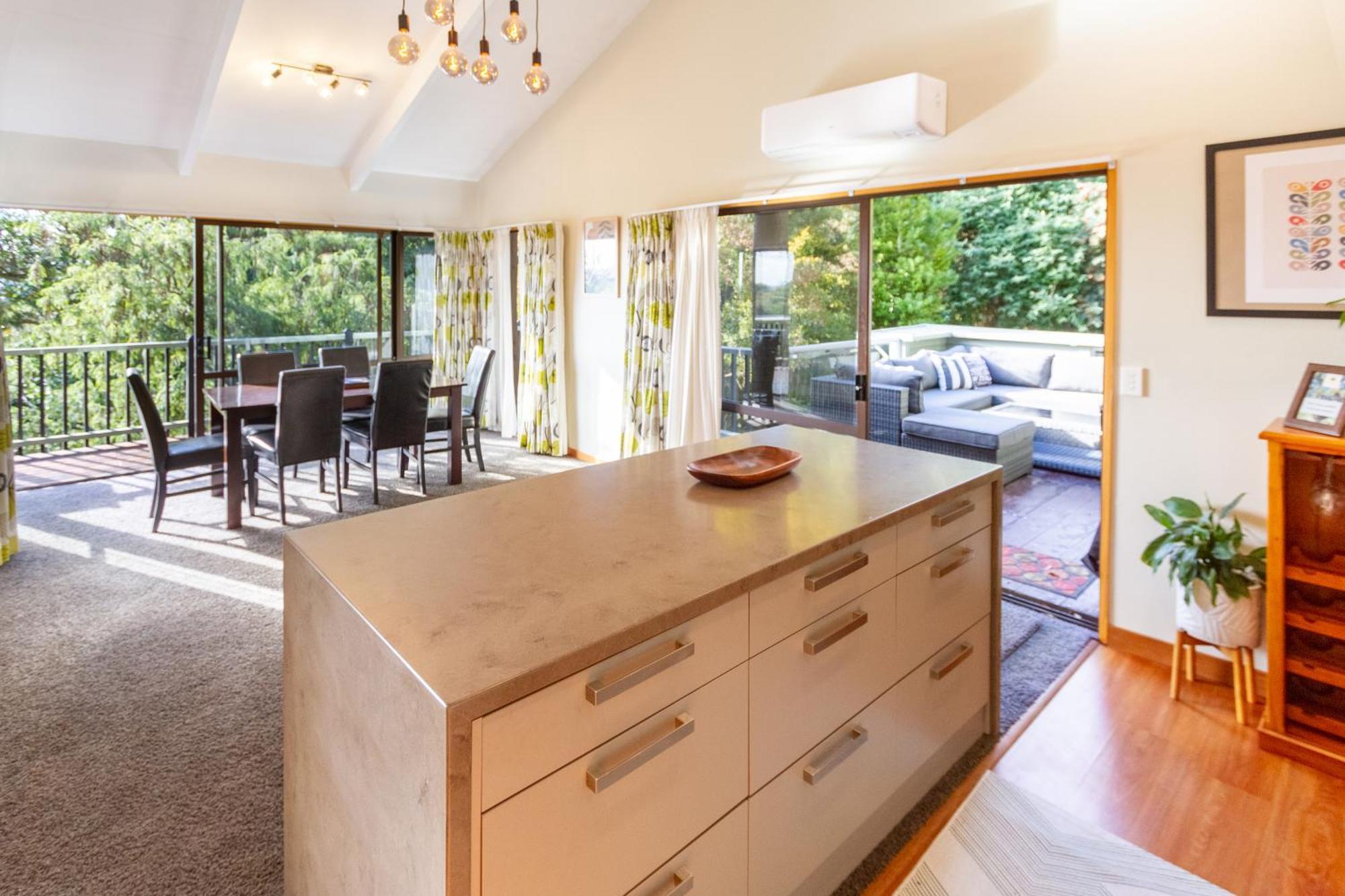 Sherwood Lodge 4-Bedroom Holiday Home With Spectacular Views 크라이스트처치 외부 사진